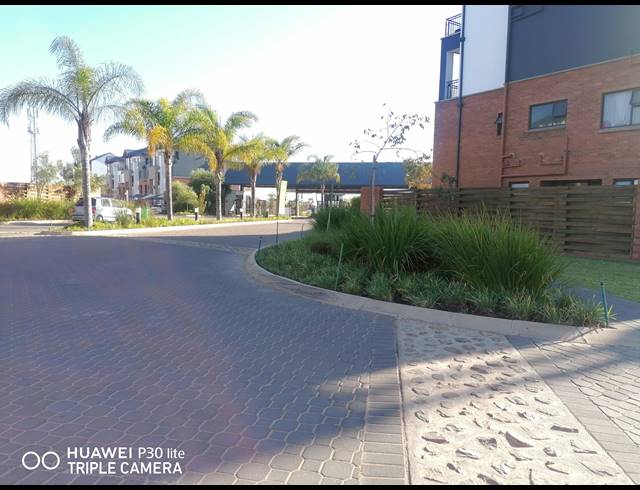 1 BEDROOM APARTMENT RENTED IN BLYDE RIVERWALK ESTATE